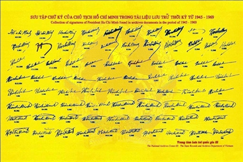 Une collection de 79 signatures du Président Hô Chi Minh en images ảnh 2