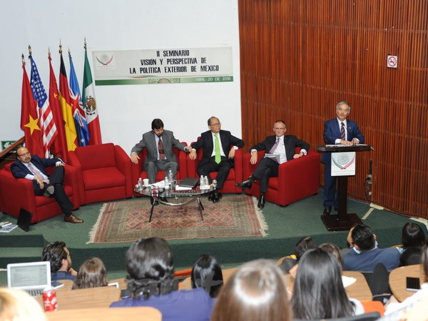 Présentation sur la Communauté de l’ASEAN au Mexique ảnh 2