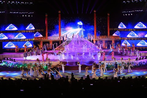 La culture huéenne dans tous ses éclats ảnh 1 La culture huéenne dans tous ses éclats ảnh 1