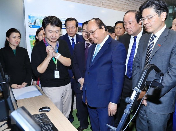À Singapour, le PM Nguyên Xuân Phuc parle révolution industrielle 4.0 ảnh 2 À Singapour, le PM Nguyên Xuân Phuc parle révolution industrielle 4.0 ảnh 2