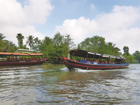 Les promotions touristiques fleurissent pour les jours fériés ảnh 1 Les promotions touristiques fleurissent pour les jours fériés ảnh 1