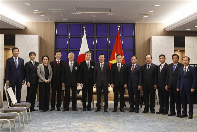 Le président Vo Van Thuong reçoit le président de l’Association d’amitié Kyushu-Vietnam ảnh 2 Le président Vo Van Thuong reçoit le président de l’Association d’amitié Kyushu-Vietnam ảnh 2