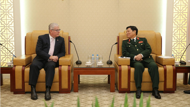 Le ministre de la Défense Ngô Xuân Lich reçoit des ambassadeurs étrangers ảnh 2 Le ministre de la Défense Ngô Xuân Lich reçoit des ambassadeurs étrangers ảnh 2