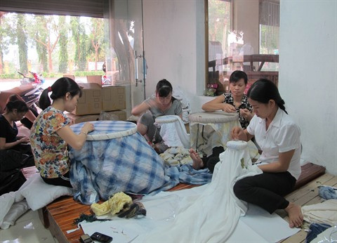 Brodeurs et dentelliers font la fierté d’un village ảnh 1 Brodeurs et dentelliers font la fierté d’un village ảnh 1