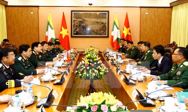 Le Myanmar, "partenaire de premier rang du Vietnam" ảnh 2