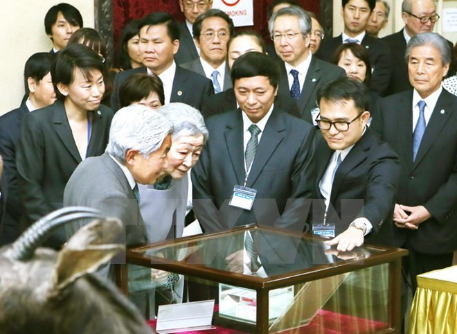 L'empereur et l'impératrice du Japon visitent le musée de la biologie à Hanoi ảnh 1 L'empereur et l'impératrice du Japon visitent le musée de la biologie à Hanoi ảnh 1