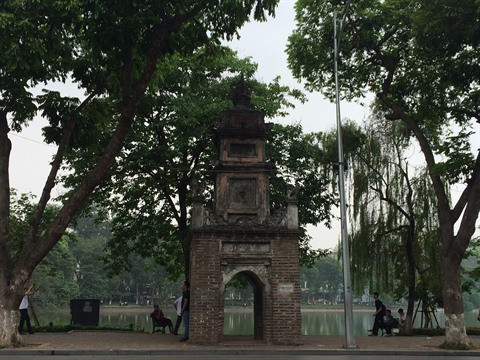 Les ruines de l'ancienne tour Hoà Phong à Hanoï ảnh 3 Les ruines de l'ancienne tour Hoà Phong à Hanoï ảnh 3