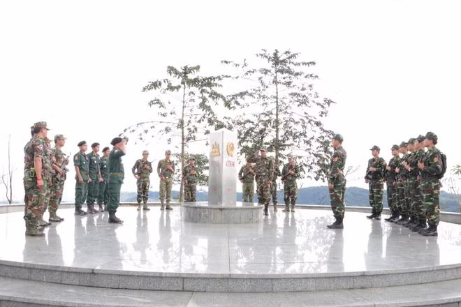 Bientôt l'échange d’amitié frontalière Vietnam-Laos-Cambodge ảnh 1