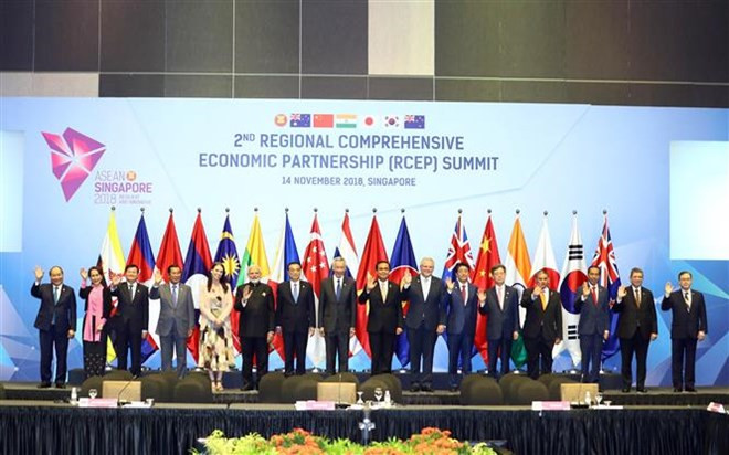Le PM Nguyen Xuan Phuc assiste à la 2e réunion des dirigeants du RCEP ảnh 1 Le PM Nguyen Xuan Phuc assiste à la 2e réunion des dirigeants du RCEP ảnh 1