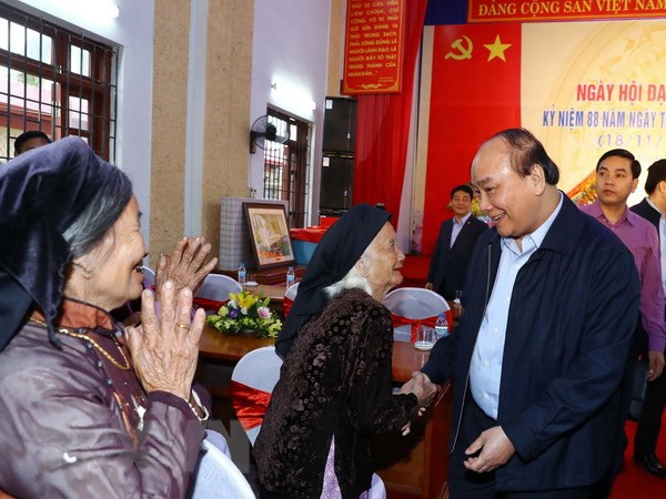 Le PM Nguyên Xuân Phuc assiste à la Fête de la grande union nationale de Bac Giang ảnh 1 Le PM Nguyên Xuân Phuc assiste à la Fête de la grande union nationale de Bac Giang ảnh 1