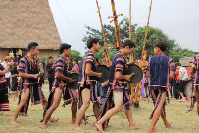 « La berceuse de la futaie du Tây Nguyên » pour l’accueil de la Journée de la famille du Vietnam ảnh 1