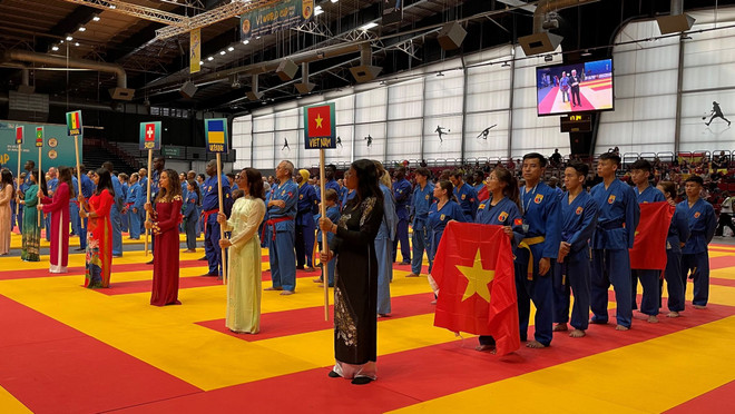 Une centaine de médaille remise à la 6e Coupe du Monde de Vovinam - Việt Võ Đạo en France ảnh 1 Une centaine de médaille remise à la 6e Coupe du Monde de Vovinam - Việt Võ Đạo en France ảnh 1