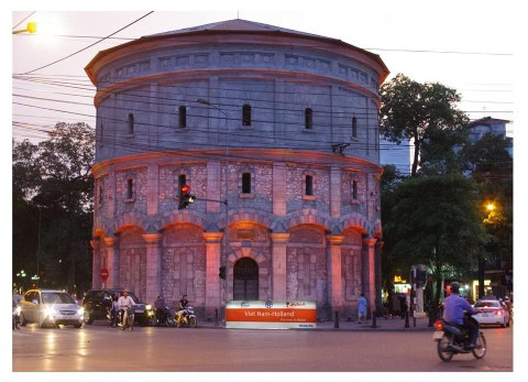 Les Pays-Bas financent le projet d'éclairage du chateau d'eau de Hang Dau ảnh 1 Les Pays-Bas financent le projet d'éclairage du chateau d'eau de Hang Dau ảnh 1