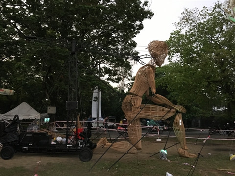 Quand la marionnette Liédo salue les spectateurs à Huê ảnh 2 Quand la marionnette Liédo salue les spectateurs à Huê ảnh 2