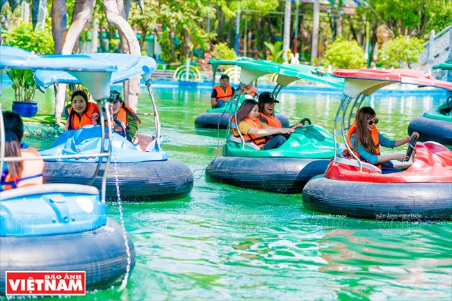 Dai Nam, complexe touristique, culturel et de loisirs d’envergure de Binh Duong ảnh 8 Dai Nam, complexe touristique, culturel et de loisirs d’envergure de Binh Duong ảnh 8
