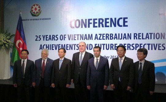 Séminaire sur 25 ans de relations Vietnam-Azerbaïdjan ảnh 1 Séminaire sur 25 ans de relations Vietnam-Azerbaïdjan ảnh 1