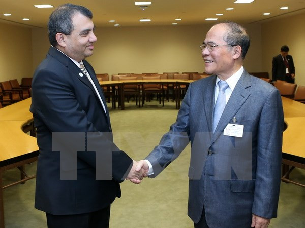 Nguyen Sinh Hung rencontre des dirigeants des pays et des organisations ảnh 1 Nguyen Sinh Hung rencontre des dirigeants des pays et des organisations ảnh 1
