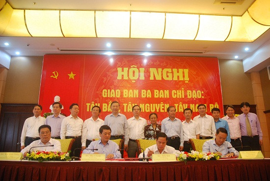 Coordination continue entre la VNA et trois comités de pilotage régionaux ảnh 1 Coordination continue entre la VNA et trois comités de pilotage régionaux ảnh 1