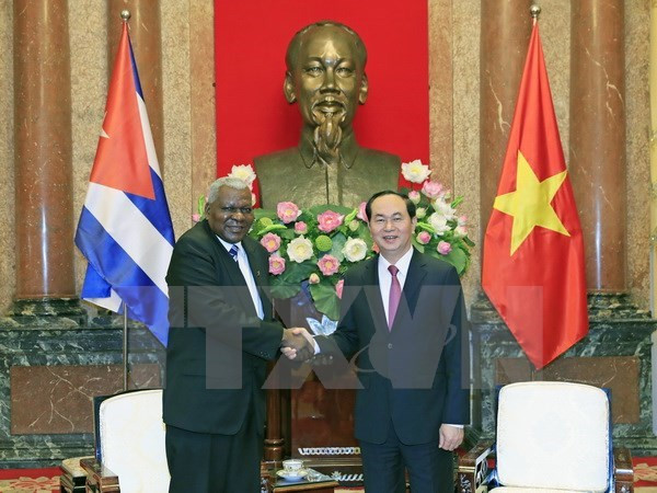 Le président Tran Dai Quang reçoit le président de l’AN cubaine ảnh 1 Le président Tran Dai Quang reçoit le président de l’AN cubaine ảnh 1