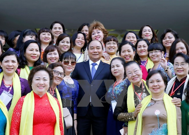 Le Premier ministre rencontre les femmes entrepreneures ảnh 1 Le Premier ministre rencontre les femmes entrepreneures ảnh 1