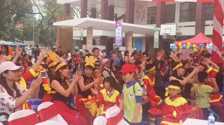 La Journée mondiale de sensibilisation à l’autisme au Vietnam ảnh 1