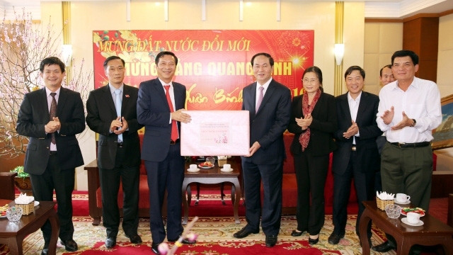 Le général Trân Dai Quang présente ses vœux du Têt à Quang Ninh ảnh 1 Le général Trân Dai Quang présente ses vœux du Têt à Quang Ninh ảnh 1