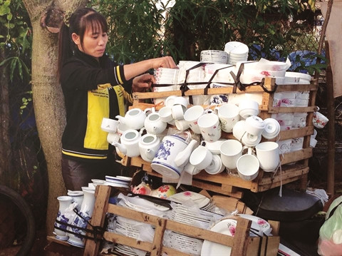 Balade au marché de céramique de Tu Liên ảnh 2 Balade au marché de céramique de Tu Liên ảnh 2