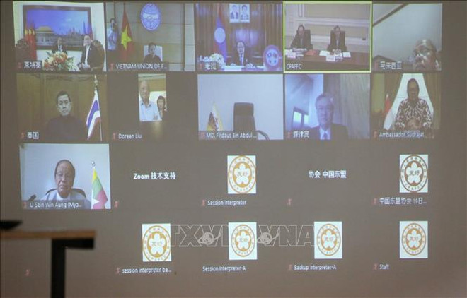 COVID-19 : visioconférence des dirigeants des organisations d’amitié ASEAN-Chine ảnh 1 COVID-19 : visioconférence des dirigeants des organisations d’amitié ASEAN-Chine ảnh 1