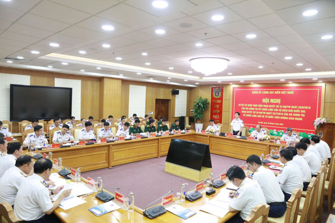 Le Comité du Parti de la Garde côtière dresse les bilans de la mise en œuvre de deux résolutions du Bureau politique ảnh 2 Le Comité du Parti de la Garde côtière dresse les bilans de la mise en œuvre de deux résolutions du Bureau politique ảnh 2