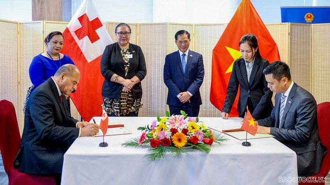 Le Vietnam et les Tonga établissent leurs relations diplomatiques ảnh 1 Le Vietnam et les Tonga établissent leurs relations diplomatiques ảnh 1
