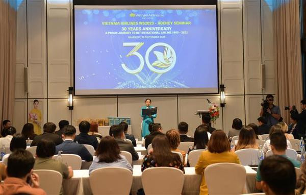Vietnam Airlines ouvra une nouvelle ligne directe Vietnam-Thaïlande en novembre ảnh 2 Vietnam Airlines ouvra une nouvelle ligne directe Vietnam-Thaïlande en novembre ảnh 2
