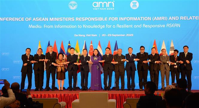 Ouverture de la 16e Conférence des ministres de l'Information de l'ASEAN à Da Nang ảnh 2 Ouverture de la 16e Conférence des ministres de l'Information de l'ASEAN à Da Nang ảnh 2