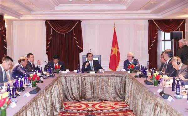 Le PM s'engage à créer des conditions optimales aux entreprises américaines investissant au Vietnam ảnh 6 Le PM s'engage à créer des conditions optimales aux entreprises américaines investissant au Vietnam ảnh 6