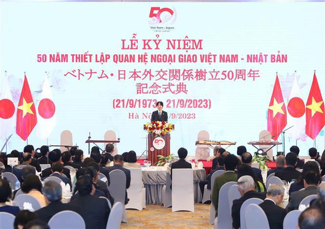 Célébration du 50e anniversaire des relations diplomatiques entre le Vietnam et le Japon à Hanoï ảnh 3 Célébration du 50e anniversaire des relations diplomatiques entre le Vietnam et le Japon à Hanoï ảnh 3