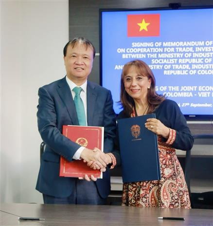 Le Vietnam et la Colombie signent un protocole d'accord sur le commerce, l'investissement et l’industrie ảnh 1 Le Vietnam et la Colombie signent un protocole d'accord sur le commerce, l'investissement et l’industrie ảnh 1