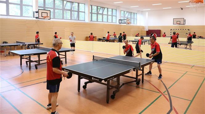 Un tournoi de tennis de table des Vietnamiens à Berlin ảnh 1 Un tournoi de tennis de table des Vietnamiens à Berlin ảnh 1