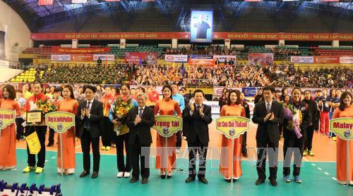 Ouverture du tournoi international de volley-ball féminin à Bac Ninh ảnh 1 Ouverture du tournoi international de volley-ball féminin à Bac Ninh ảnh 1
