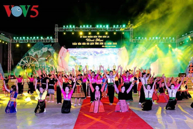 Ouverture de la Semaine de la culture et du tourisme de Son La ảnh 1 Ouverture de la Semaine de la culture et du tourisme de Son La ảnh 1