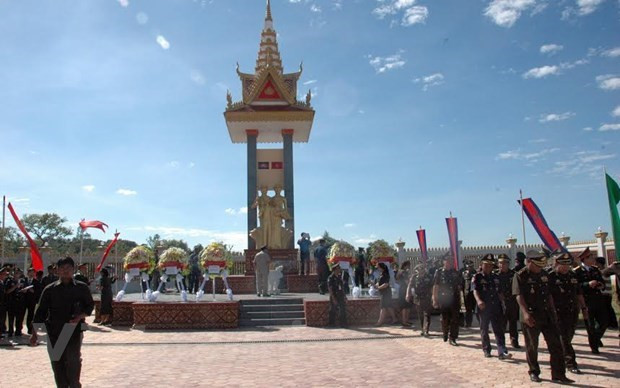 Khanh Hoa accorde 15 milliards de dongs à un projet d’amitié au Cambodge ảnh 1 Khanh Hoa accorde 15 milliards de dongs à un projet d’amitié au Cambodge ảnh 1
