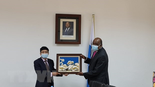 Le Vietnam et le Mozambique renforcent leurs liens dans l'éducation ảnh 1 Le Vietnam et le Mozambique renforcent leurs liens dans l'éducation ảnh 1