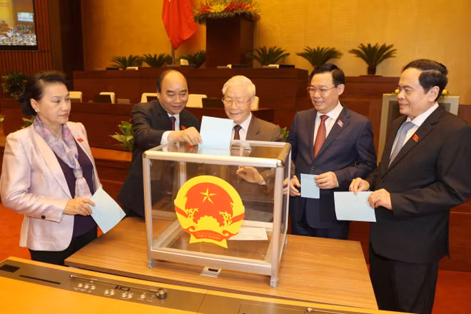 Le président Nguyen Phu Trong libéré de ses fonctions ảnh 1
