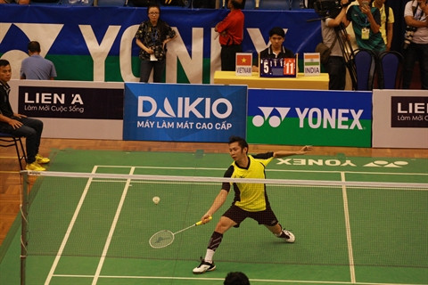 Abandon de Tiên Minh au Yonex Sunrise Vietnam Open 2016 ảnh 1 Abandon de Tiên Minh au Yonex Sunrise Vietnam Open 2016 ảnh 1