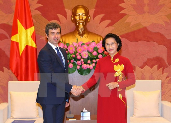 La présidente de l'AN Nguyen Thi Kim Ngan reçoit le ministre italien de la Justice ảnh 1 La présidente de l'AN Nguyen Thi Kim Ngan reçoit le ministre italien de la Justice ảnh 1