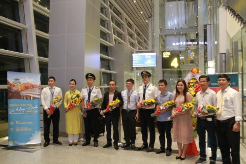 Vietnam Airlines lance une nouvelle ligne entre Da Nang et Osaka (Japon) ảnh 1