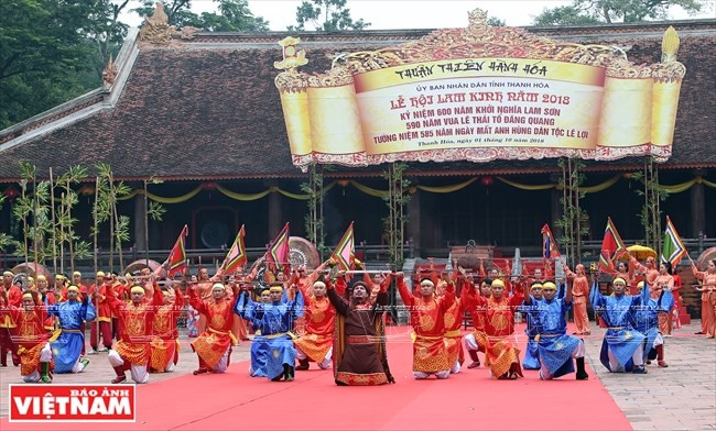 La fête de Lam Kinh glorifie la grandeur d’âme de Lam Son ảnh 2 La fête de Lam Kinh glorifie la grandeur d’âme de Lam Son ảnh 2