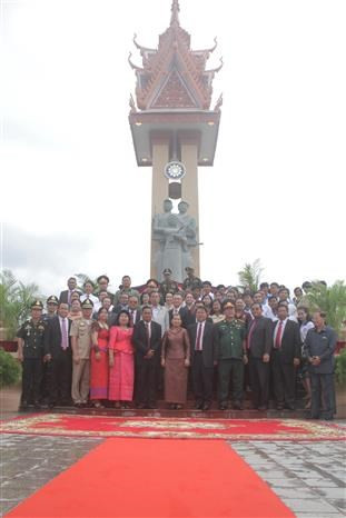 Le 11ème monument de l'amitié Vietnam-Cambodge est inauguré au Cambodge ảnh 1 Le 11ème monument de l'amitié Vietnam-Cambodge est inauguré au Cambodge ảnh 1