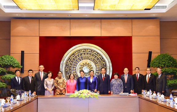 Le Vietnam attache de l'importance à la promotion de l'égalité des sexes ảnh 1 Le Vietnam attache de l'importance à la promotion de l'égalité des sexes ảnh 1