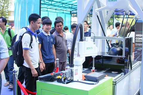 Les étudiants souhaitent contribuer à construire la ville intelligente ảnh 3 Les étudiants souhaitent contribuer à construire la ville intelligente ảnh 3