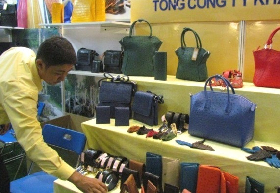 Exposition internationale du cuir et des chaussures du Vietnam ảnh 1 Exposition internationale du cuir et des chaussures du Vietnam ảnh 1