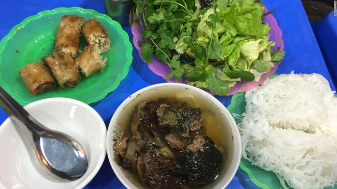 Les dix plats de rue du Vietnam vantés par CNN ảnh 1 Les dix plats de rue du Vietnam vantés par CNN ảnh 1